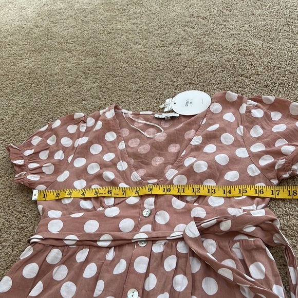 NWT! ESTHER Size 8 dusky rose polka dot front button puff sleeve linen dress - Picture 8 of 9